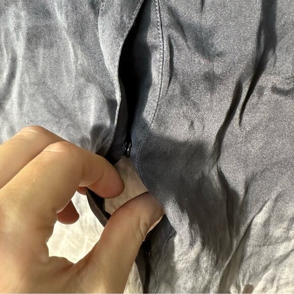 Go Silk Button Front Ombre Top Size Small - Picture 6 of 7